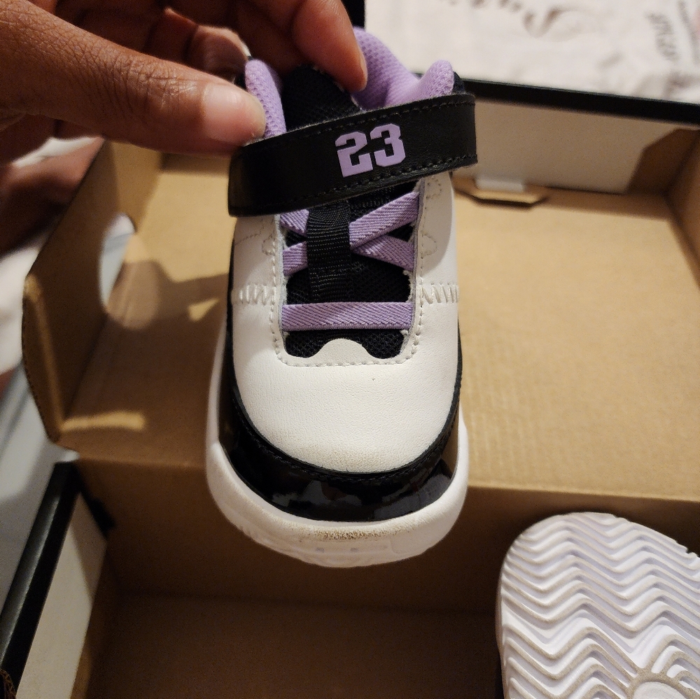 Toddler sneakers